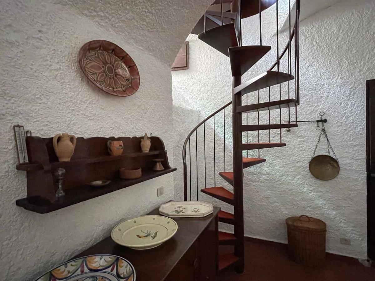 Il Convento Ancient Apartment With Private Garden Bellagio Zewnętrze zdjęcie